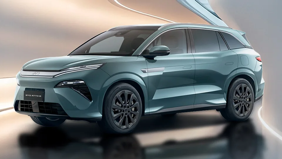 BYD Atto 8
