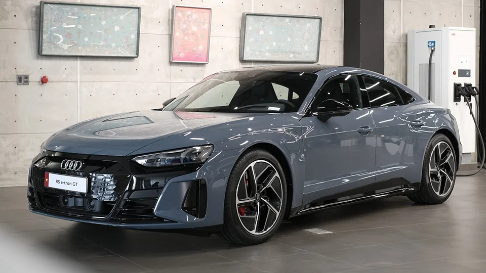 e-Tron GT RS