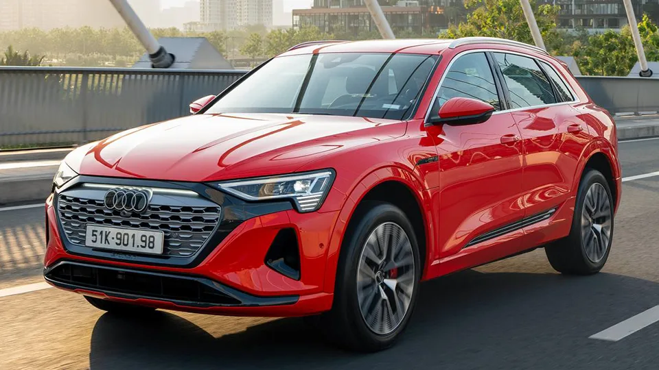 Q8 e-tron