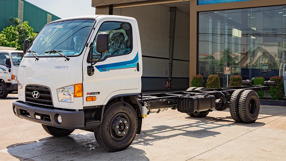 Hyundai Mighty W11XL 7 tấn