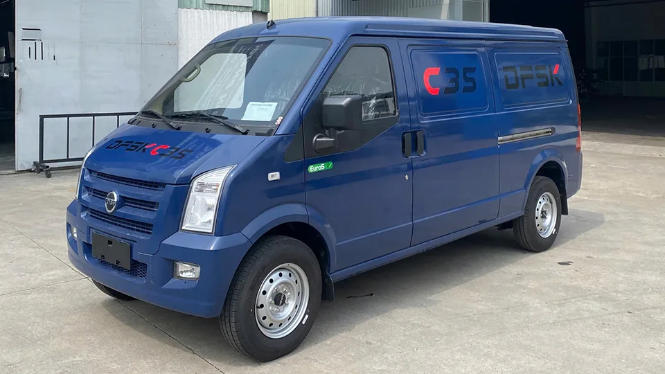 Van C35