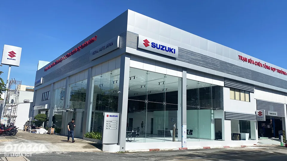 Suzuki Royal Auto Japan - Hóc Môn